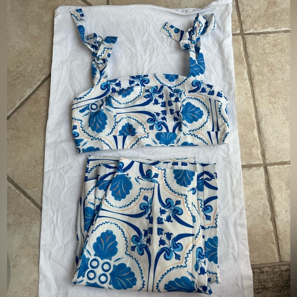 SOLD - Picture 1 of 4